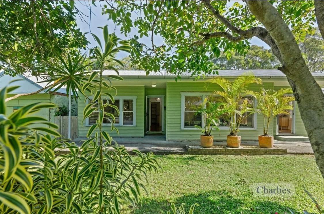 Charlie'S Beach House Byron Bay Exterior photo