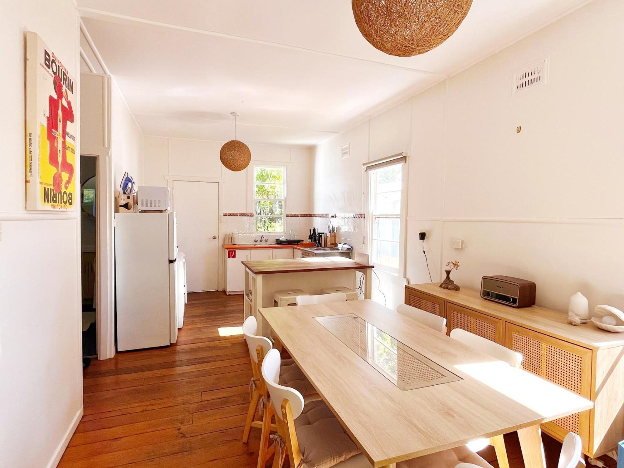 Charlie'S Beach House Byron Bay Exterior photo